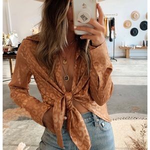 12TH TRIBE GOLD RUSH LEOPARD BLOUSE - GOLD (SZ M)